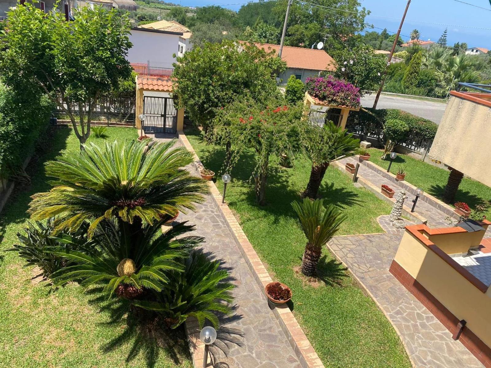Lenza Apartment *